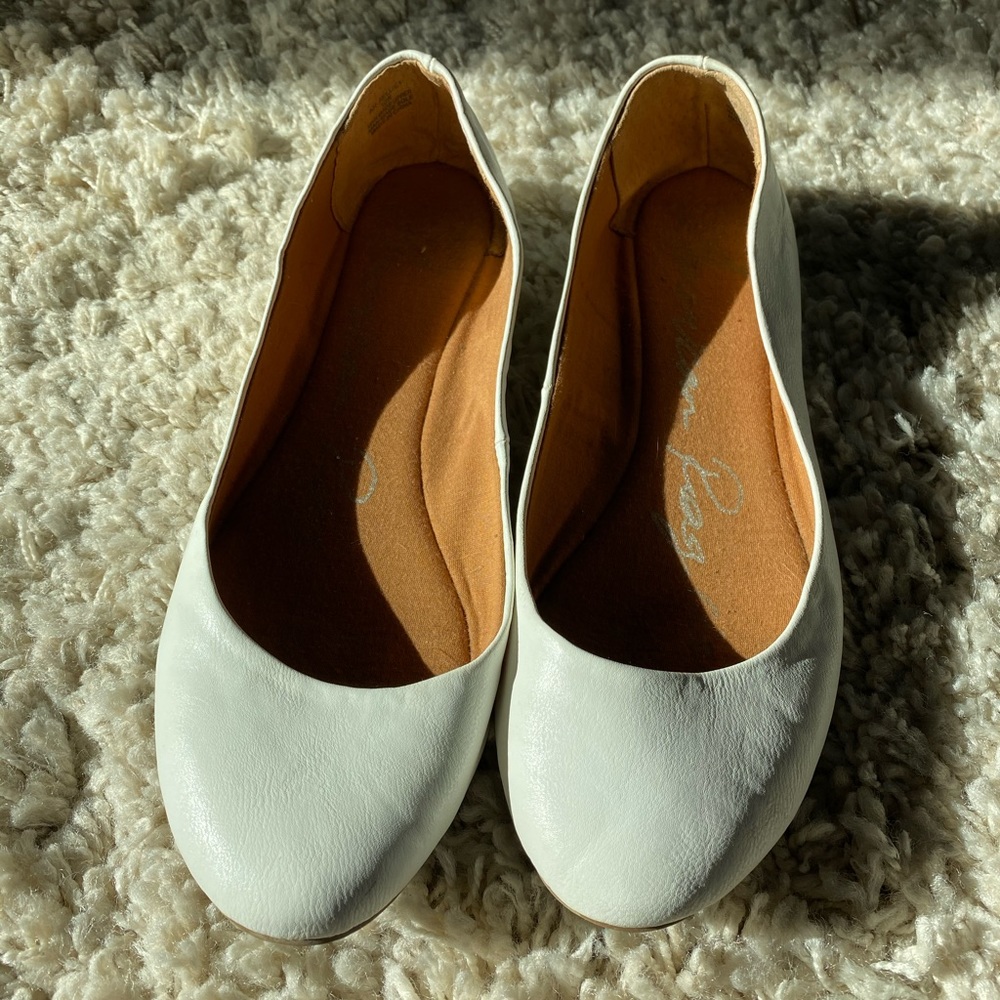 American Rag White Leather Flats